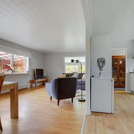 Martinette - 4-7km From The Sea By Interhome Feriehus