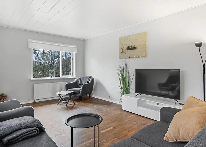 Martinette - 4-7km From The Sea By Interhome *